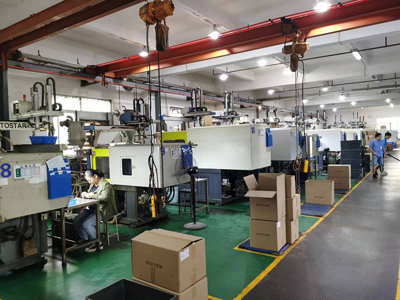 Injection Molding Machine